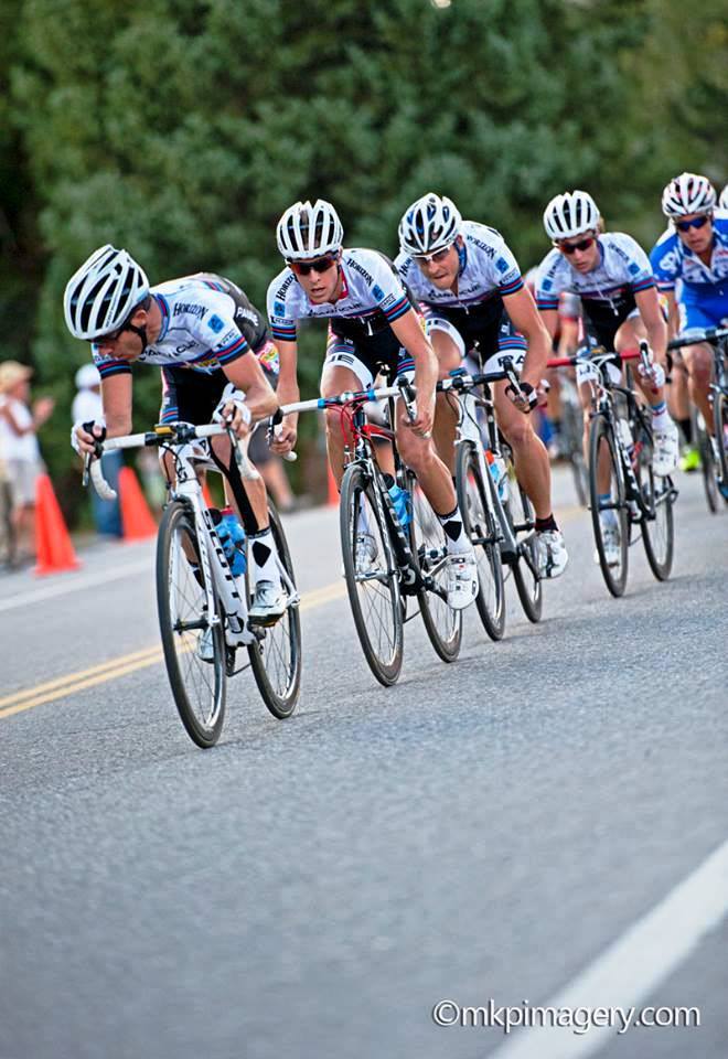 554516_572506482810831_709368406_n