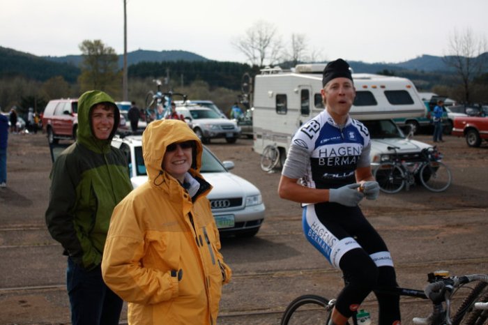 30011_725624750136_5096062_n